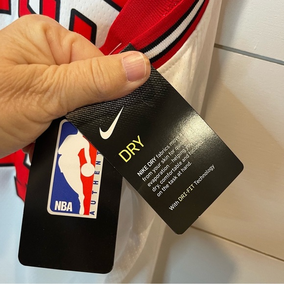 Nike NBA Chicago Bulls #44 Williams White Jersey Adult Size 52 XL NWT - Picture 3 of 5